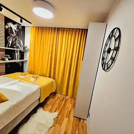Eddie'S Luxury Apartments Gliwice Exterior photo