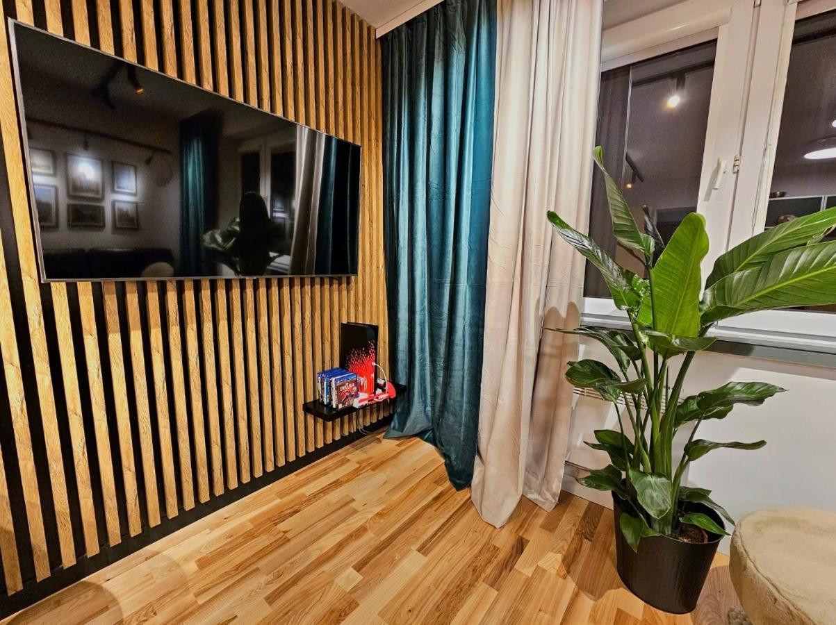 Eddie's Luxury Apartment Gliwice